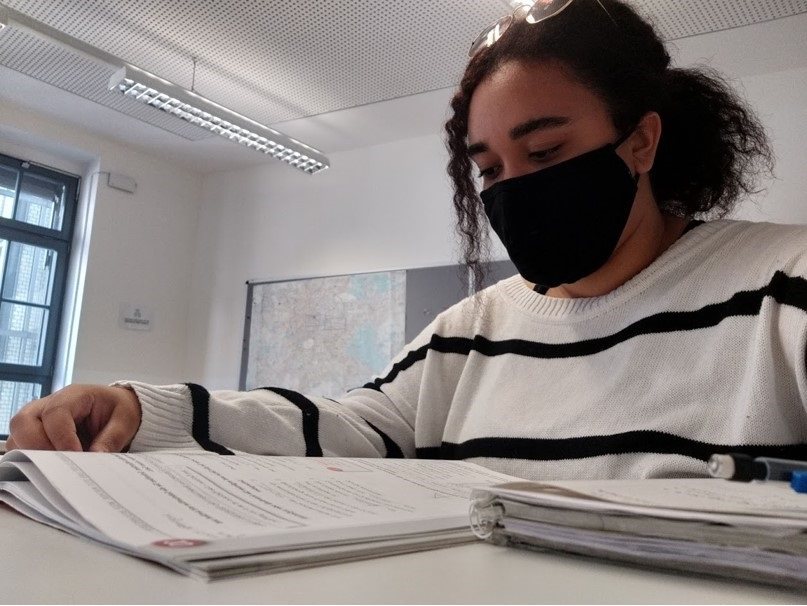 An Engineering-German dual degree student studies at the Goethe Institute in Bonn, Germany, during the COVID-19 pandemic in 2020